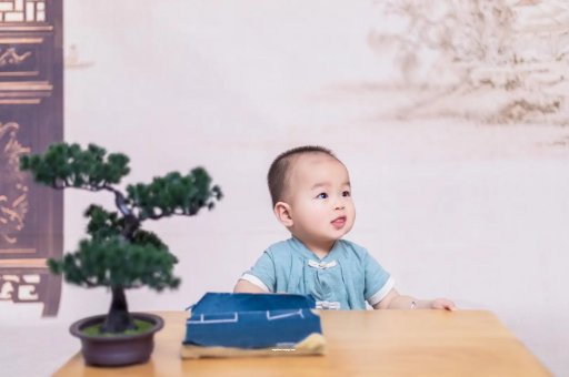 定西宝宝总是抠鼻子